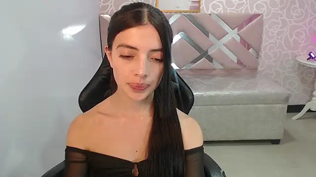 Snapshot of cynthia_ch chatting on 10/07/25, 03:25 cynthia ch online show from 10/07/25, 03:25