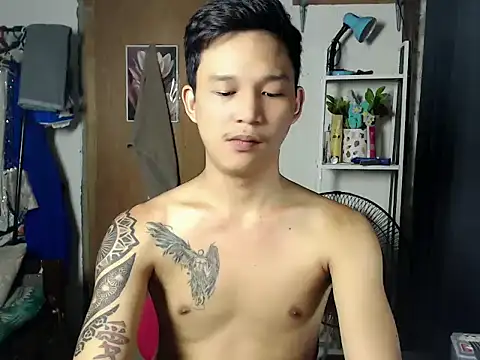 Snapshot of asianmonstercock05 chatting on 05/06/26, 09:03 asianmonstercock05 online show from 05/06/26, 09:03