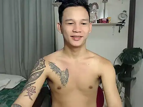Snapshot of asianmonstercock05 chatting on 05/21/26, 10:06 asianmonstercock05 online show from 05/21/26, 10:06