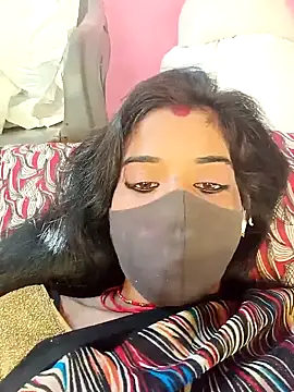 Snapshot of Mahek_love143 chatting on 12/01/25, 07:13 Mahek love143 online show from 12/01/25, 07:13