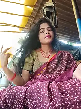 Snapshot of Mahek_love143 chatting on 12/03/25, 08:12 Mahek love143 online show from 12/03/25, 08:12