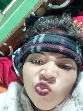 Snapshot of Mahek_love143 chatting on 01/11/26, 02:38 Mahek love143 online show from 01/11/26, 02:38