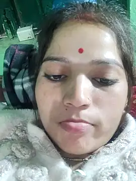 Snapshot of Mahek_love143 chatting on 01/13/26, 01:44 Mahek love143 online show from 01/13/26, 01:44