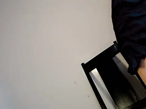 ashley bombshell online show from 04/18/26, 11:05