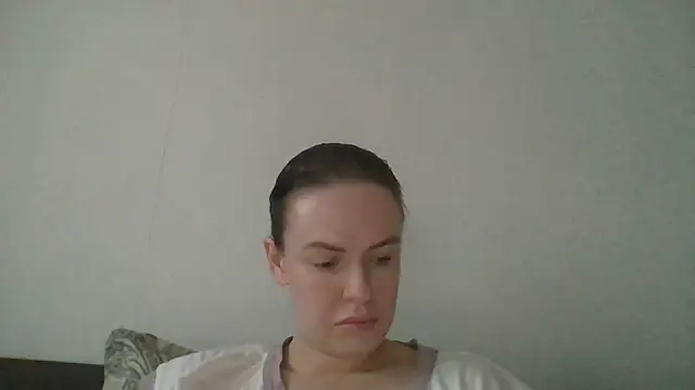 Snapshot of Veylonna chatting on 11/04/25, 09:30 Veylonna online show from 11/04/25, 09:30