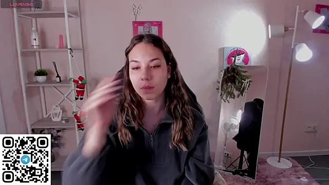 Al1ice Moures online show from 01/13/26, 01:55