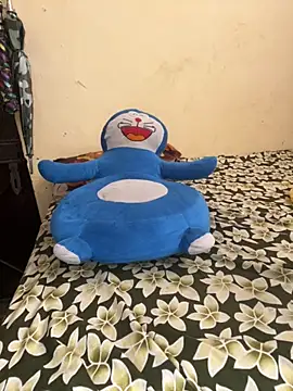 Snapshot of Nisha_queen675 chatting on 10/28/25, 07:34 Nisha queen675 online show from 10/28/25, 07:34