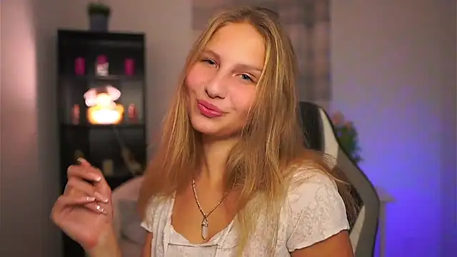 emmie murray online show from 11/13/25, 03:22