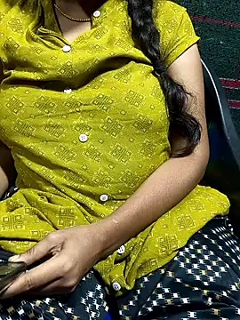 Snapshot of telugu_modal_divya chatting on 03/17/26, 05:38 telugu modal divya online show from 03/17/26, 05:38