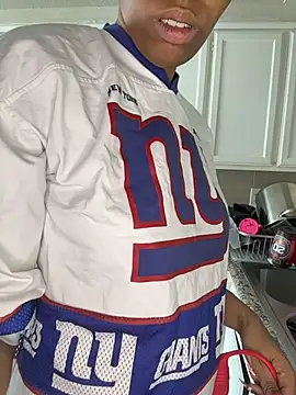 YeahhhitsBreezy online show from 02/08/26, 06:55