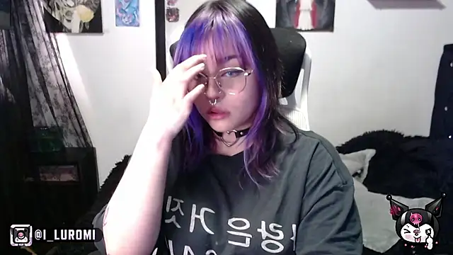 Iluromi online show from 12/19/25, 03:08