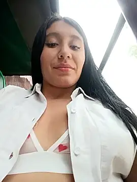   Antonella online show from 10/17/25, 03:25