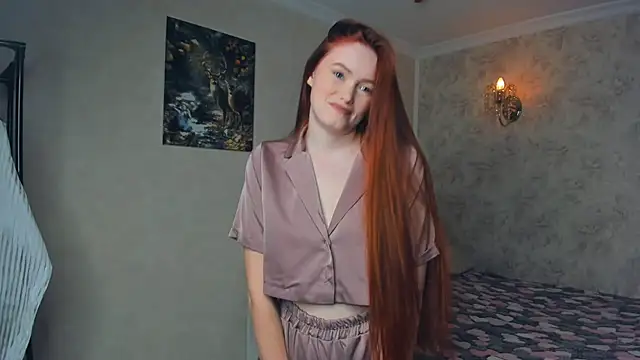 Red FoxGirl online show from 09/29/25, 02:55