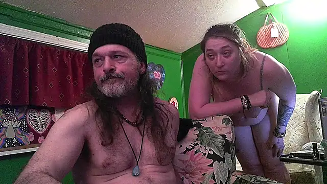 HippieDad333 online show from 04/21/26, 06:52