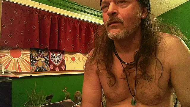 HippieDad333 online show from 05/06/26, 09:03