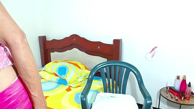 lorenacapelli online show from 01/13/26, 09:42