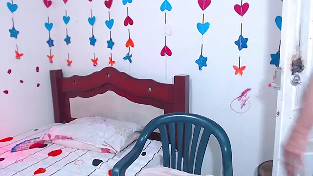 lorenacapelli online show from 02/06/26, 02:53