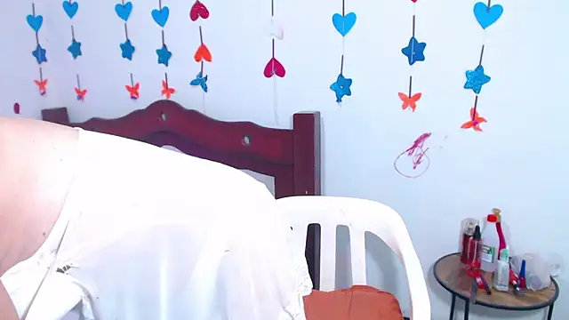 lorenacapelli online show from 03/21/26, 11:48