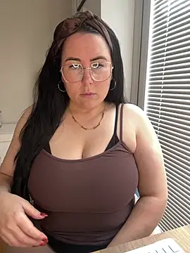 Snapshot of Ruby-Black chatting on 03/02/26, 10:11 Ruby-Black online show from 03/02/26, 10:11