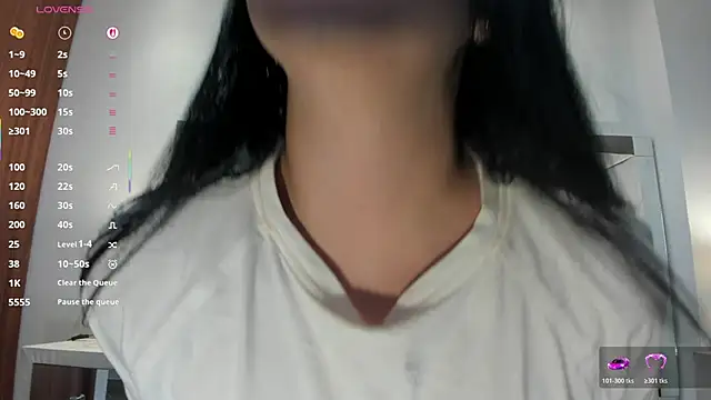 Natasha Kiim  online show from 11/17/25, 12:49