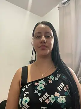 Natasha Kiim  online show from 02/15/26, 11:01