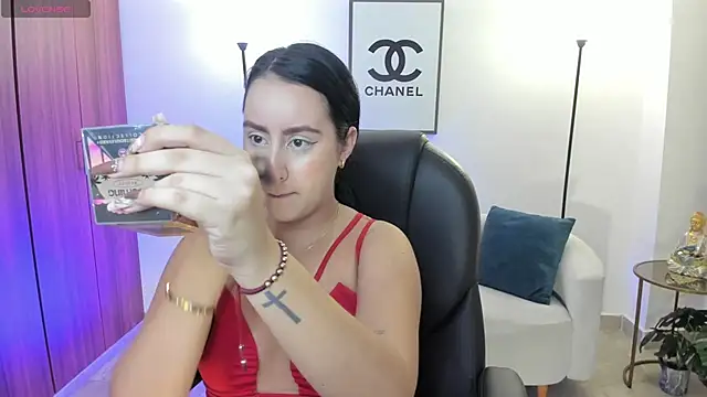 Natasha Kiim  online show from 03/06/26, 04:31