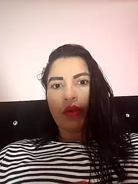 naty hot4uu online show from 11/27/25, 11:34