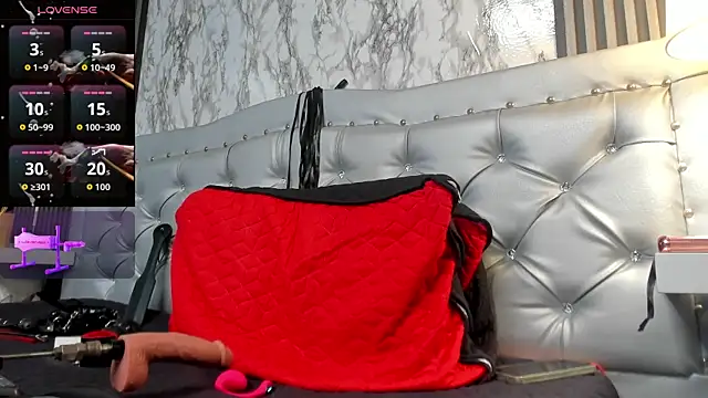 MaraBlake  online show from 11/28/25, 01:52