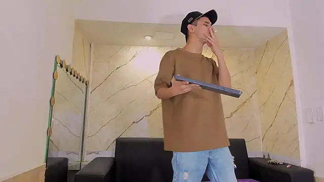 liam coleman25 online show from 01/09/26, 04:48