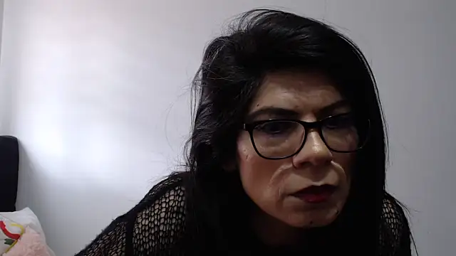Snapshot of abrilsex23 chatting on 10/18/25, 06:41 abrilsex23 online show from 10/18/25, 06:41