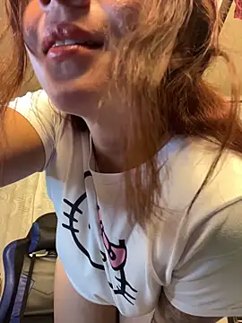 Snapshot of came_lia1 chatting on 03/02/26, 06:58 came lia1 online show from 03/02/26, 06:58