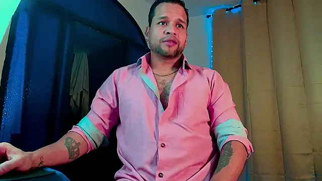 LucasGaeel online show from 11/05/25, 10:43