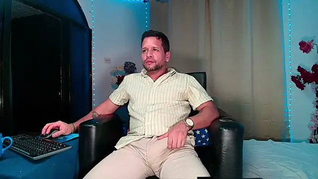 LucasGaeel online show from 02/23/26, 01:25