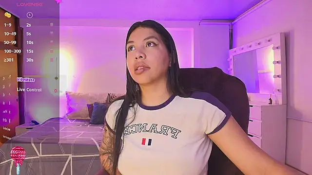 kloe28 online show from 04/05/26, 03:47