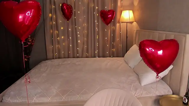 Monica  Queen online show from 02/08/26, 05:00