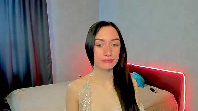 Snapshot of Arina_Meow19 chatting on 10/01/25, 03:23 Arina Meow19 online show from 10/01/25, 03:23