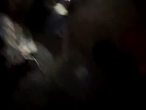 Snapshot of FreaxxxyAngel chatting on 11/15/25, 11:21 FreaxxxyAngel online show from 11/15/25, 11:21