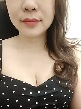 Girl Shy2000 online show from 04/19/26, 09:39