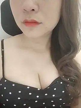 Girl Shy2000 online show from 05/16/26, 12:37