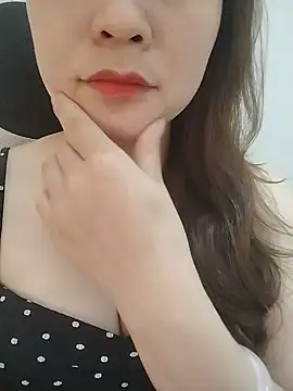 Girl Shy2000 online show from 05/17/26, 03:59