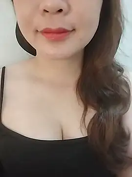 Girl Shy2000 online show from 06/03/26, 01:19