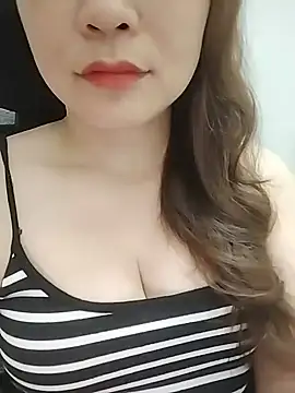 Girl Shy2000 online show from 06/03/26, 02:33