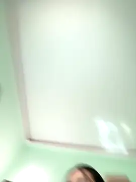 Snapshot of kamdan12 chatting on 10/22/25, 05:41 kamdan12 online show from 10/22/25, 05:41