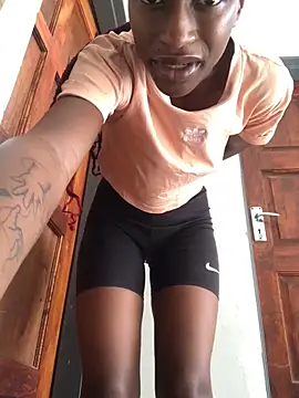 Caramel102004 online show from 04/02/26, 10:46