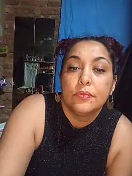 Snapshot of Lobizona chatting on 07/10/26, 03:33 Lobizona online show from 07/10/26, 03:33