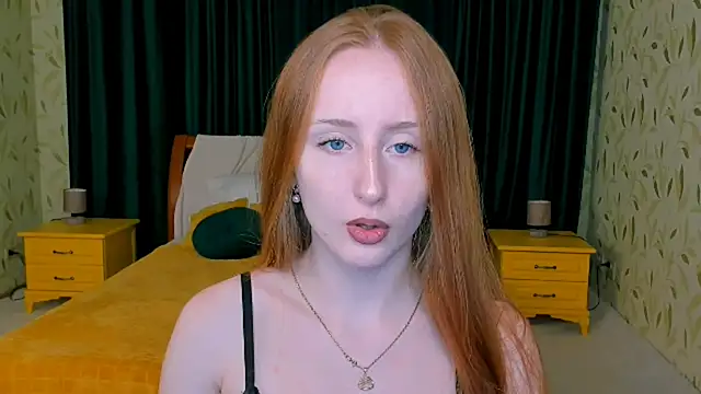 TwilightSerena online show from 11/17/25, 07:41