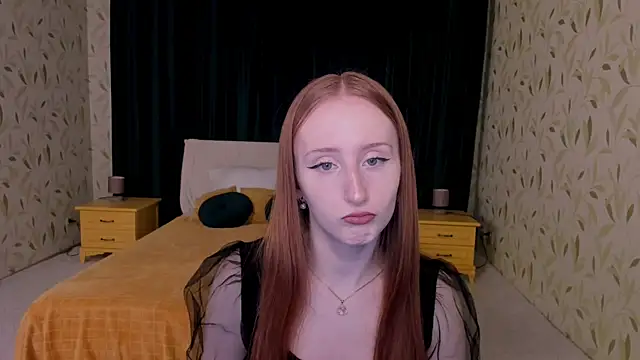 TwilightSerena online show from 11/20/25, 03:39