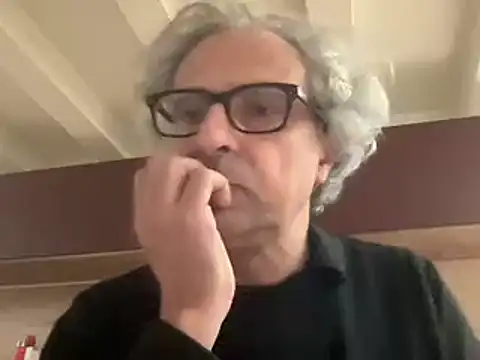 Snapshot of chtentation chatting on 02/17/26, 10:56 chtentation online show from 02/17/26, 10:56