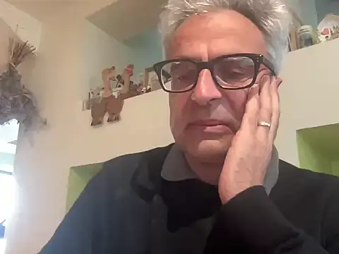 Snapshot of chtentation chatting on 03/14/26, 03:28 chtentation online show from 03/14/26, 03:28