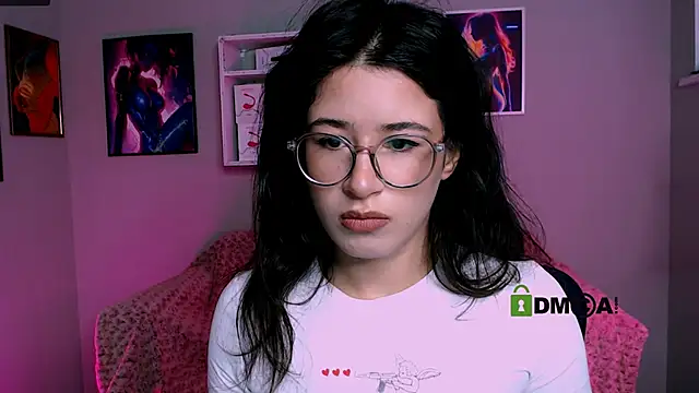 Snapshot of lia_make_love chatting on 10/14/25, 09:54 lia make love online show from 10/14/25, 09:54